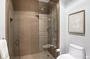 699 John St, Seattle, WA 98109 - Photo 19