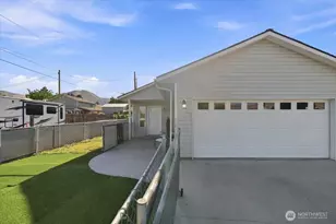 760 Sunset Ave, Wenatchee, WA 98801 - Photo 1