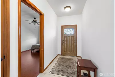 1810 Tundra Loop, Mount Vernon, WA 98273 - Photo 3