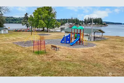 1822 Island Drive NW, Olympia, WA 98502 - Photo 37