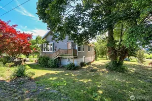 320 Pioneer Hwy E, Arlington, WA 98223 - Photo 1