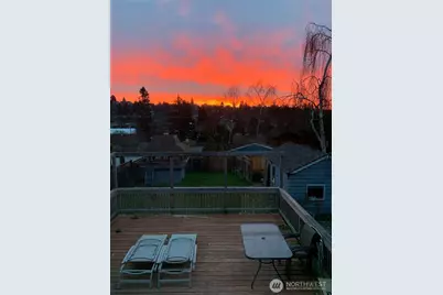 3012 35th Avenue W, Seattle, WA 98199 - Photo 7