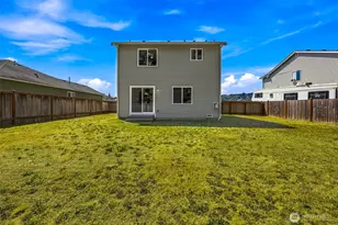 1404 Daffodil Ave NE, Orting, WA 98360 - Photo 21