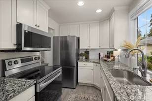 7823 196th St SW, Edmonds, WA 98026 - Photo 11
