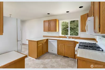 2343 Steamboat Loop E, Port Orchard, WA 98366 - Photo 15