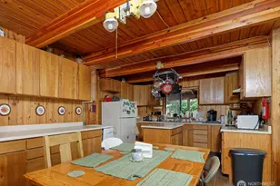 2070 W Cushman Ridge Dr, Hoodsport, WA 98548 - Photo 9