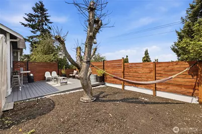 470 Grandey Way NE, Renton, WA 98057 - Photo 29