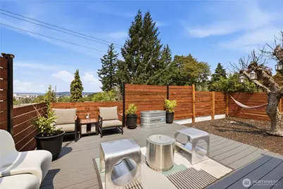 470 Grandey Way NE, Renton, WA 98057 - Photo 31