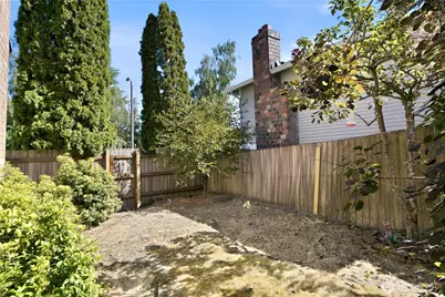 2719 NE 4th Court, Renton, WA 98056 - Photo 25