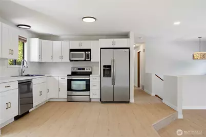 2719 NE 4th Court, Renton, WA 98056 - Photo 5