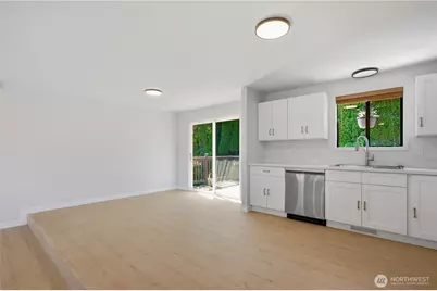 2719 NE 4th Court, Renton, WA 98056 - Photo 3