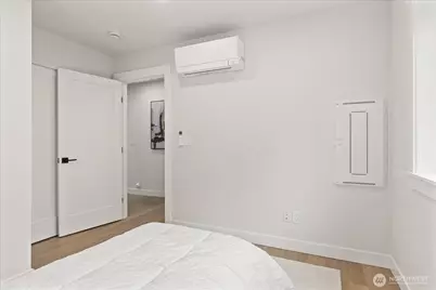 14308 B Roslyn Place N, Seattle, WA 98133 - Photo 15