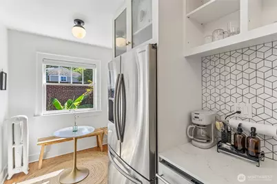 2634 Franklin Avenue E #304, Seattle, WA 98102 - Photo 9