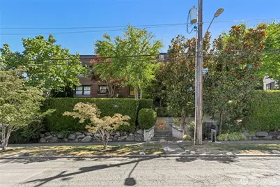 2634 Franklin Avenue E #304, Seattle, WA 98102 - Photo 19