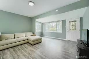 98178 5330 S Creston St, Seattle, WA 98178 - Photo 7
