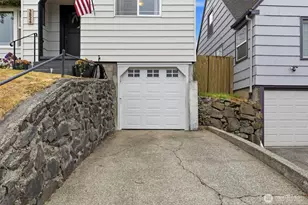 3826 S 8th St, Tacoma, WA 98405 - Photo 3
