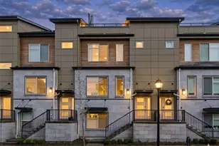 964 7th Ave NE, Issaquah, WA 98029 - Photo 1