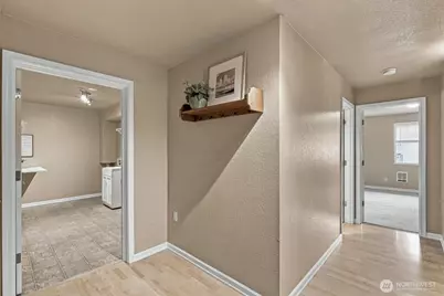 750 N 143rd Street #310, Seattle, WA 98133 - Photo 5