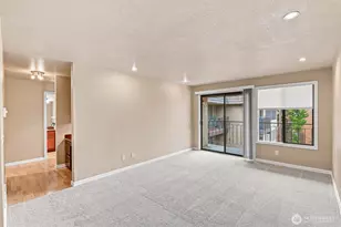 750 N 143rd St, Seattle, WA 98133 - Photo 9