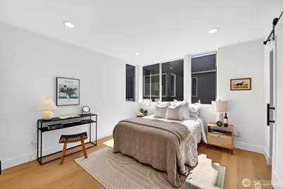 6318 41st Avenue SW #E, Seattle, WA 98136 - Photo 13