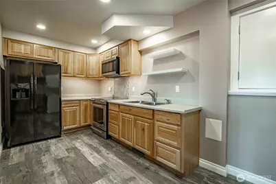 4410 Glasgow Way, Anacortes, WA 98221 - Photo 21