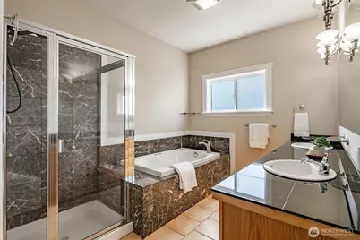 4410 Glasgow Way, Anacortes, WA 98221 - Photo 15