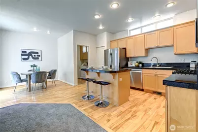 19003 NE 68th Street, Redmond, WA 98052 - Photo 17