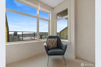 655 W Crockett Street #A202, Seattle, WA 98109 - Photo 21