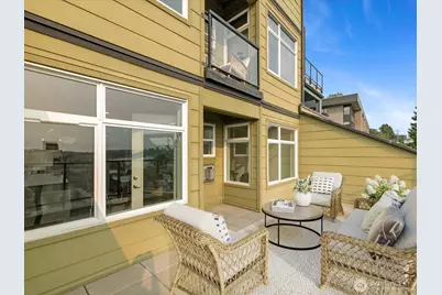 655 W Crockett Street #A202, Seattle, WA 98109 - Photo 5