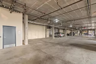 655 W Crockett St, Seattle, WA 98109 - Photo 33