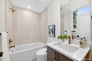 6318 41st Ave SW, Seattle, WA 98136 - Photo 7