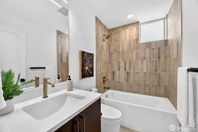6318 41st Avenue SW #B, Seattle, WA 98136 - Photo 9