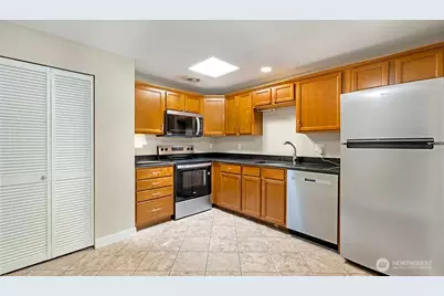 4308 NE Sunset Boulevard #U-4, Renton, WA 98059 - Photo 9