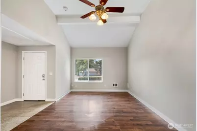 4308 NE Sunset Boulevard #U-4, Renton, WA 98059 - Photo 5