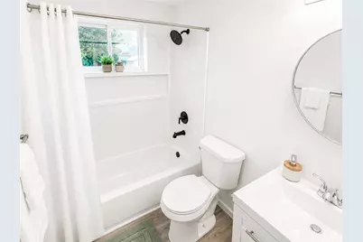 9439 11th Avenue SW, Seattle, WA 98106 - Photo 9