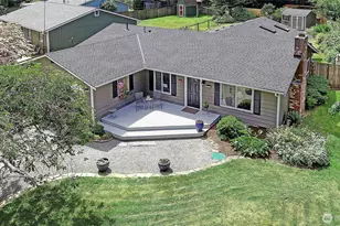 2942 Janet Ave, Camano Island, WA 98282 - Photo 3