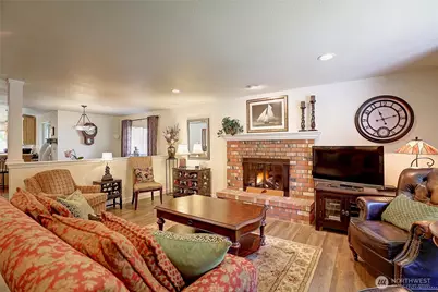 2942 Janet Avenue, Camano Island, WA 98282 - Photo 7