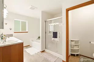 1207 34th St, Bellingham, WA 98229 - Photo 13