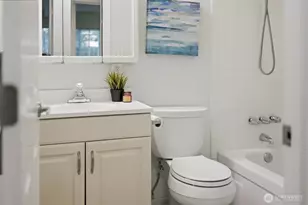 924 Shorewood Dr, Bremerton, WA 98312 - Photo 37