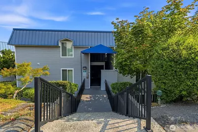 924 Shorewood Drive #D39, Bremerton, WA 98312 - Photo 5