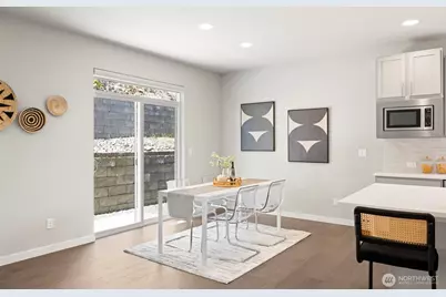 19105 123rd Avenue SE, Renton, WA 98058 - Photo 9