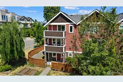 2024 W Bertona Street, Seattle, WA 98199 - Photo 1