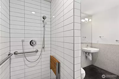 8503 14th Avenue NW, Seattle, WA 98117 - Photo 21