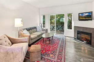 15720 Manor Way, Lynnwood, WA 98087 - Photo 1