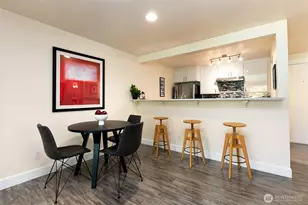300 N 130th St, Seattle, WA 98133 - Photo 9