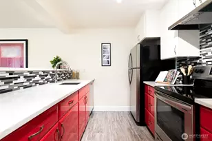 300 N 130th St, Seattle, WA 98133 - Photo 5