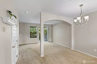 5400 Harbour Pointe Boulevard #E202, Mukilteo, WA 98275 - Photo 5