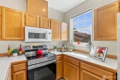 5400 Harbour Pointe Boulevard #E202, Mukilteo, WA 98275 - Photo 17