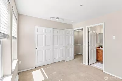 5400 Harbour Pointe Boulevard #E202, Mukilteo, WA 98275 - Photo 23