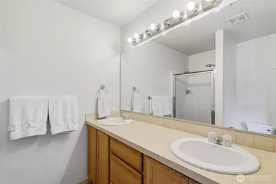 11524 6th Avenue E, Tacoma, WA 98445 - Photo 15